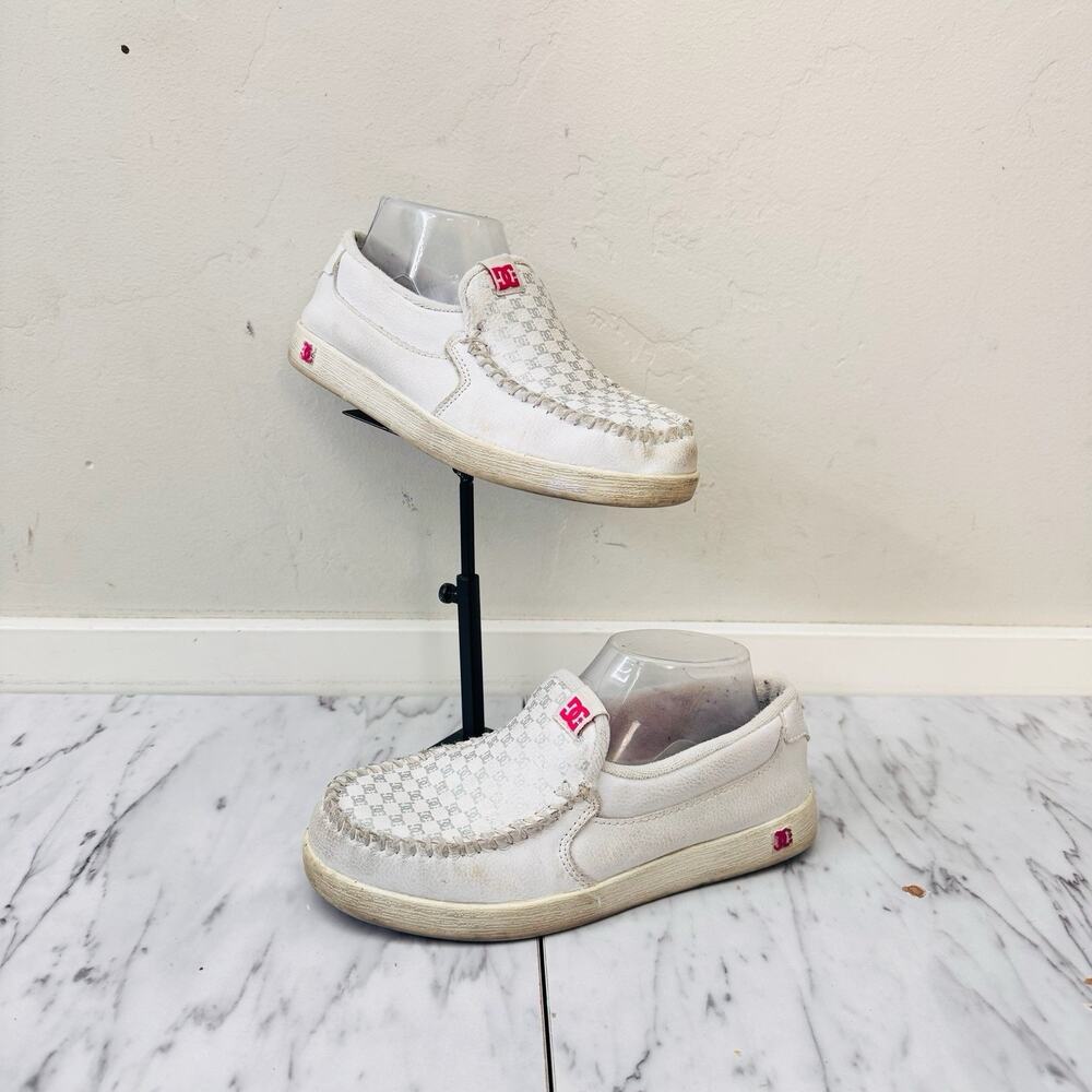 DC Villain white slip on shoes womens size 7